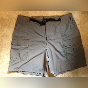 COPY - Men’s size 44 Crofts & Barrows shorts Elastic inserts in waist band